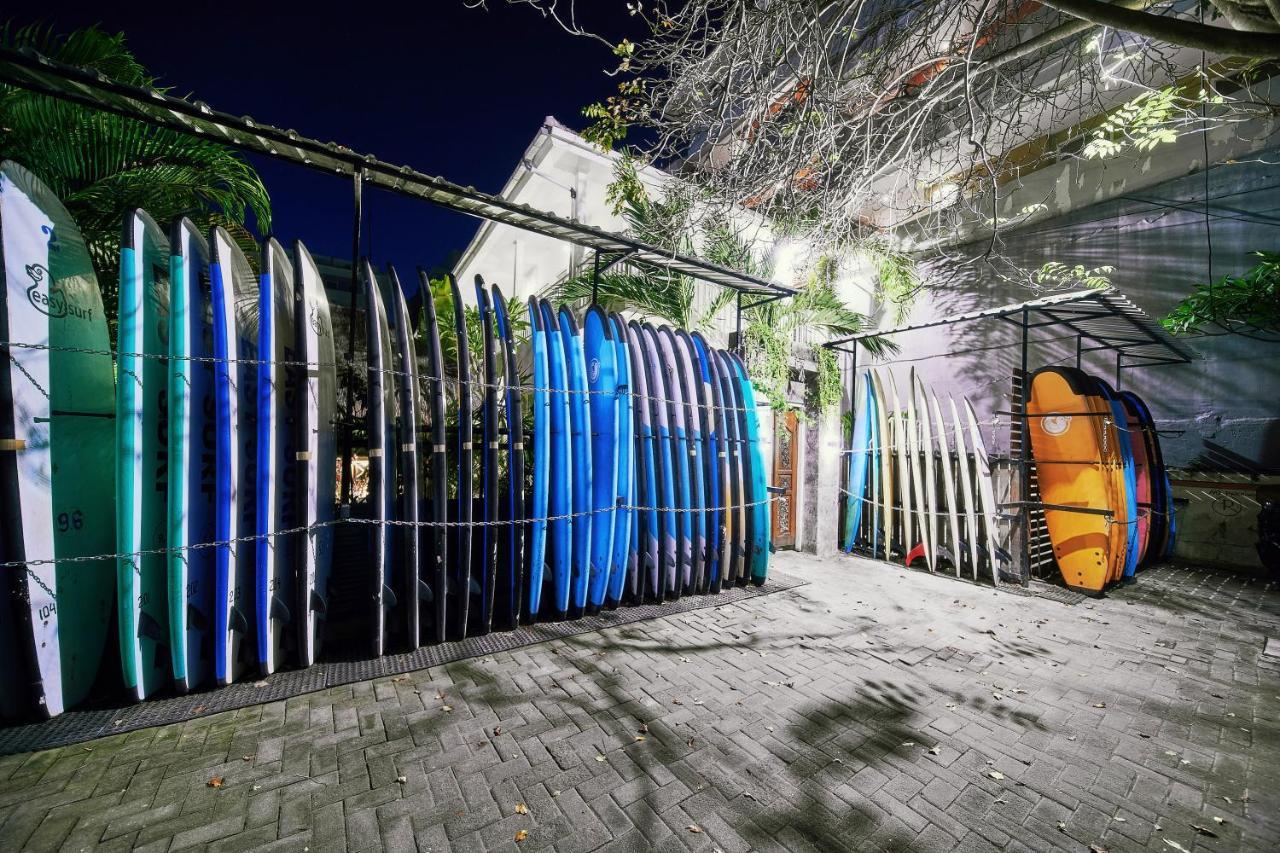 Hotel Easy Surf Camp Kuta Lombok Exterior foto