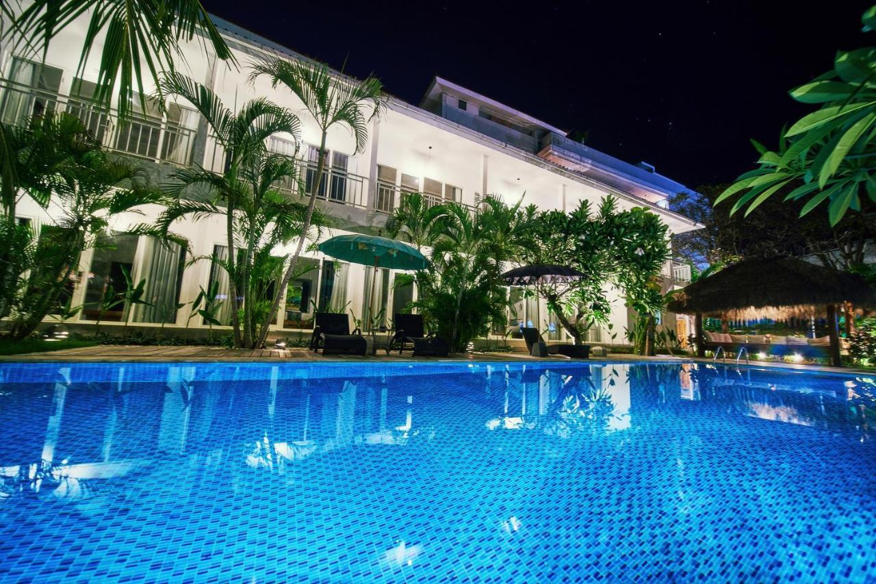 Hotel Easy Surf Camp Kuta Lombok Exterior foto
