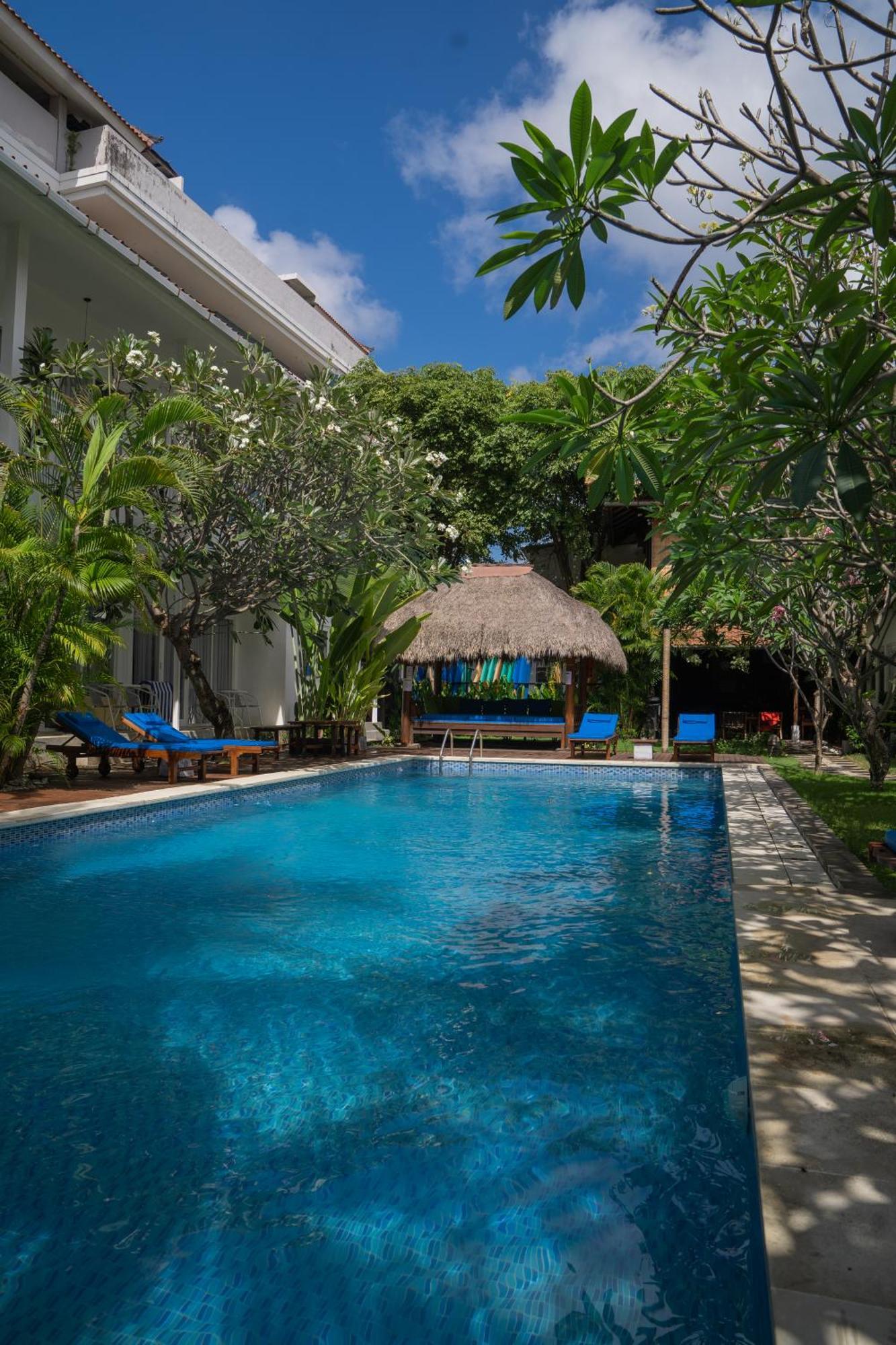 Hotel Easy Surf Camp Kuta Lombok Exterior foto